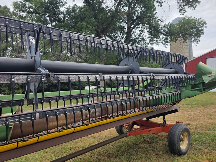 john-deere-220-image-20