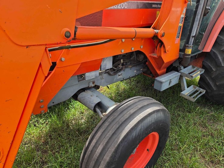 kubota-m8200-image-9