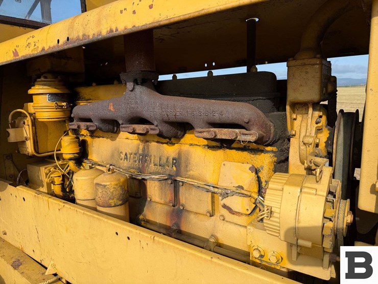 caterpillar-12-image-24
