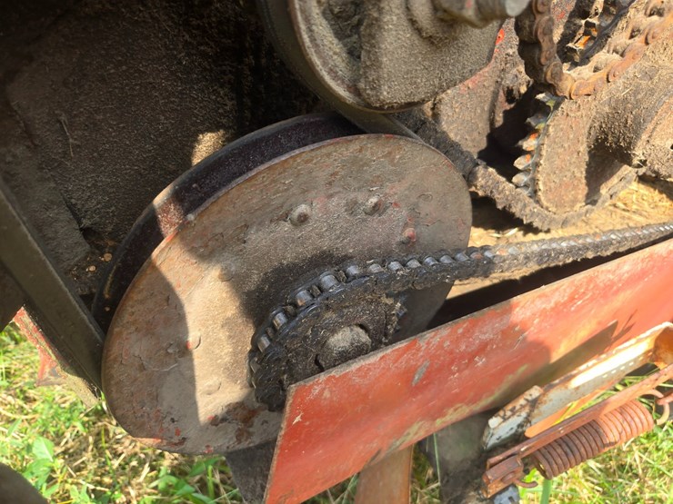 hesston-5540-image-45