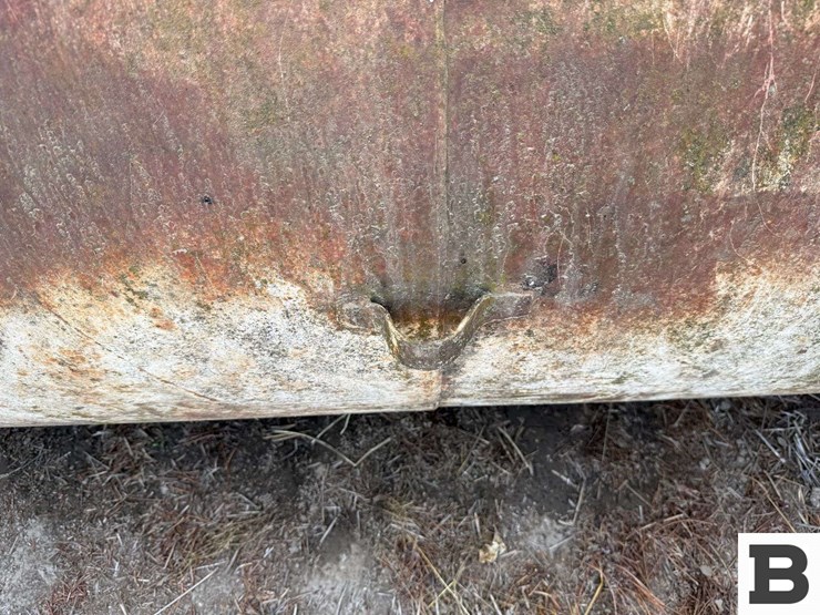 1,000-gallon-horizontal-fuel-tank-image-8