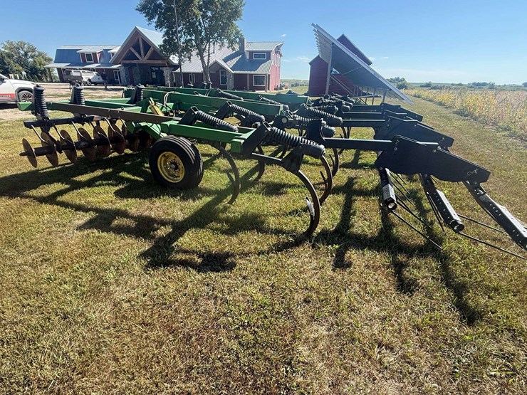 john-deere-714-image-17