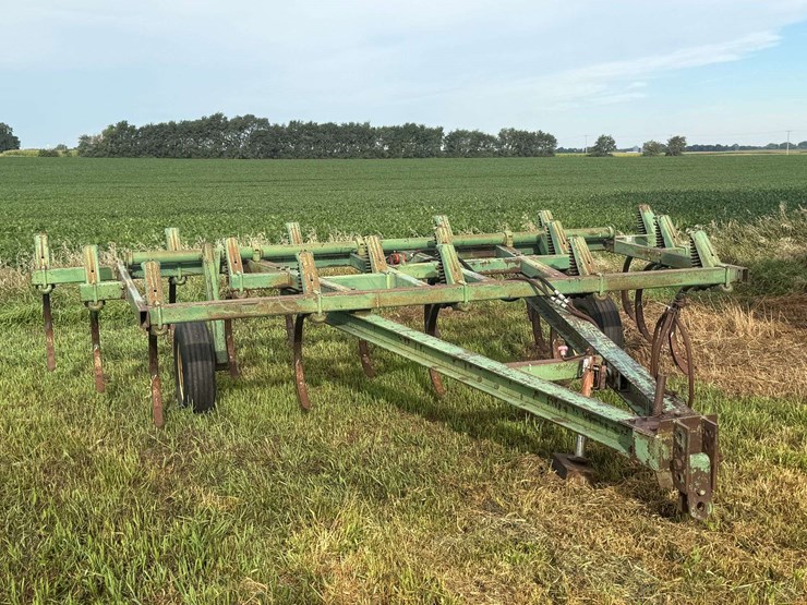 john-deere-1610-image-13