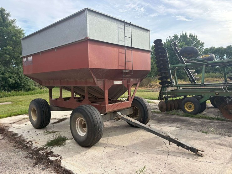 m&w-little-red-wagon-image-2