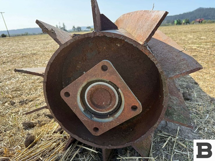 15'-cover-crop-roller-crimper-drum-image-7