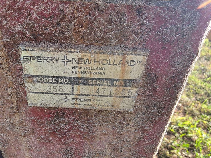 new-holland-355-image-22