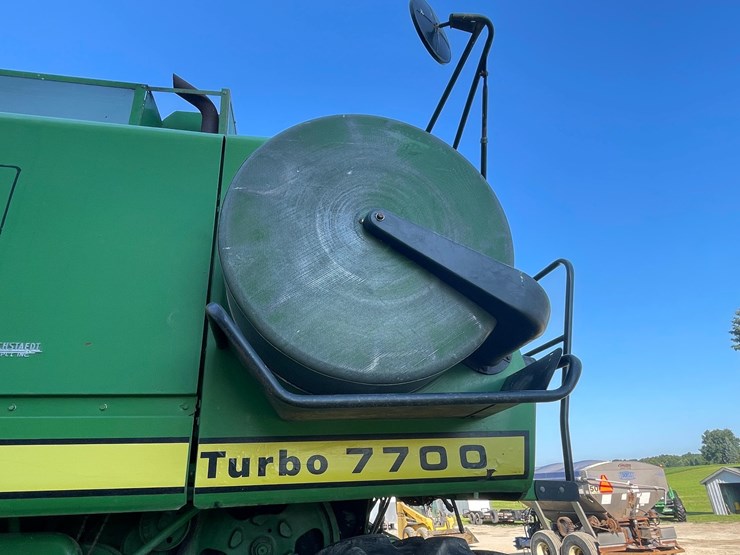 1978-john-deere-7700-image-15