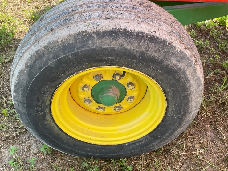 john-deere-1075-image-20