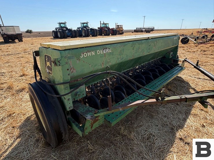 john-deere-8350-image-10