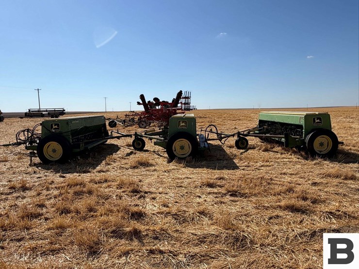 john-deere-8350-image-3