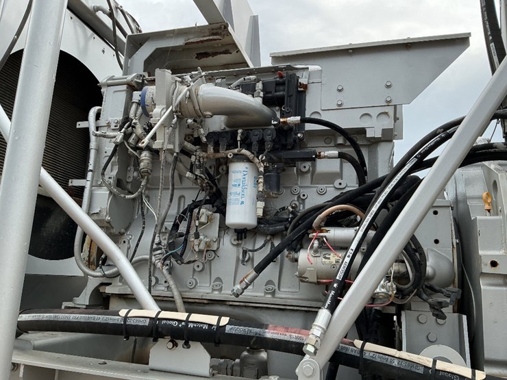 2013-cummins-qsx15-image-10