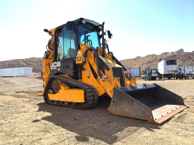 2020-jcb-1cxthf-compact-tracked-loader-backhoe,-image-2