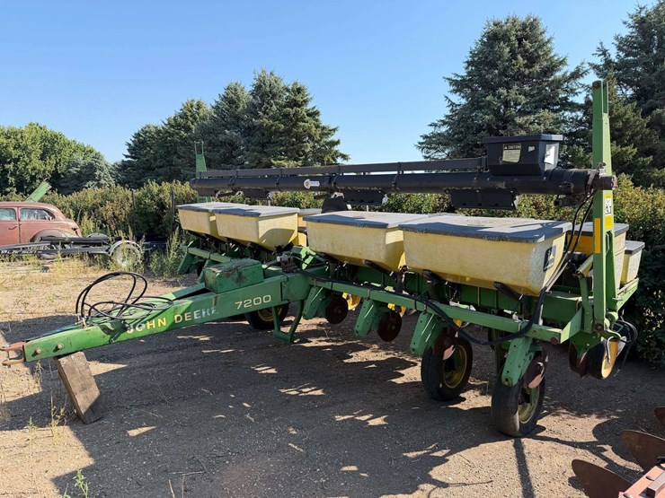 john-deere-7200-image-19