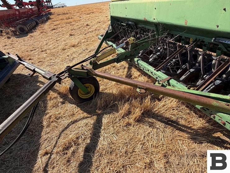 john-deere-8350-image-29