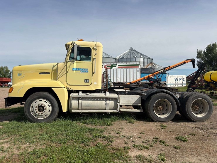 1990-cummins-855-image-2