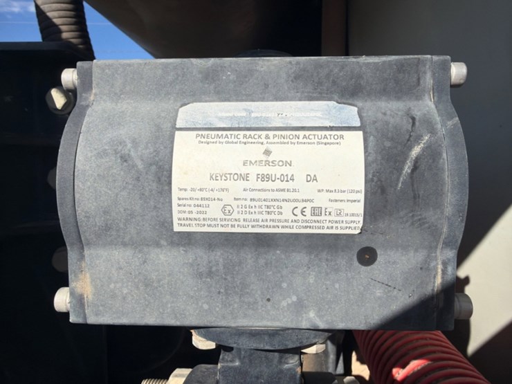 2024-kenworth-t880-image-16