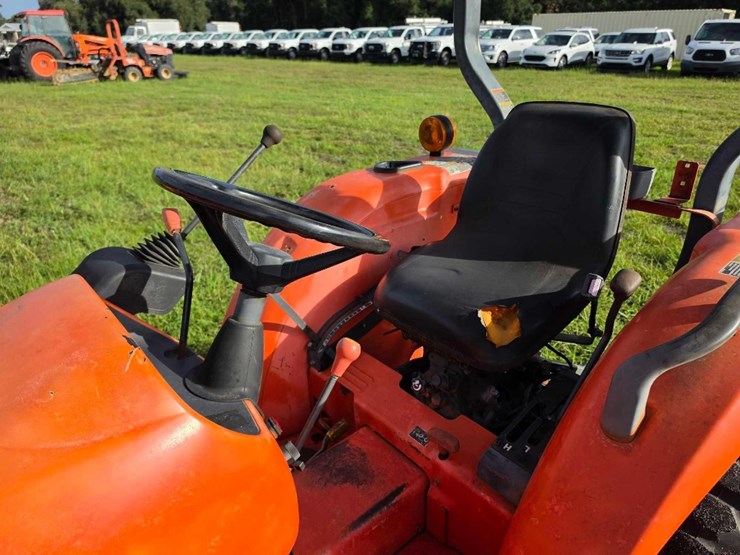 kubota-l3800-image-11