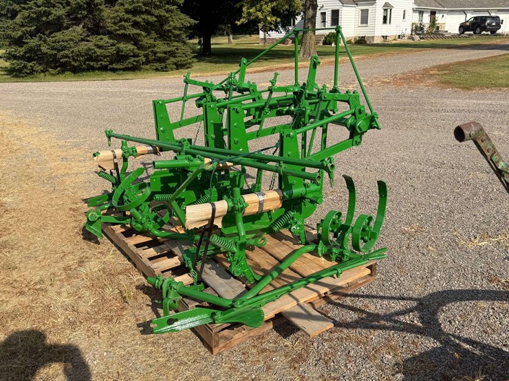 john-deere-2-image-9
