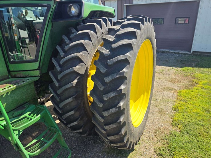 1977-john-deere-4430-image-33