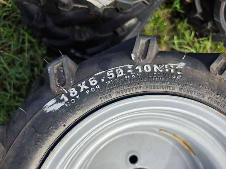 244---2-lawn-trac-18x8.50-10nhs-image-3
