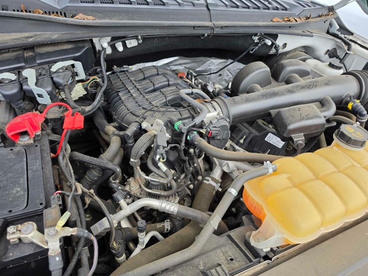 2019-ford-f150-xl-image-18