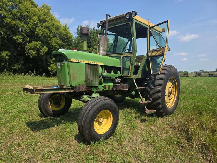 john-deere-4020-image-37