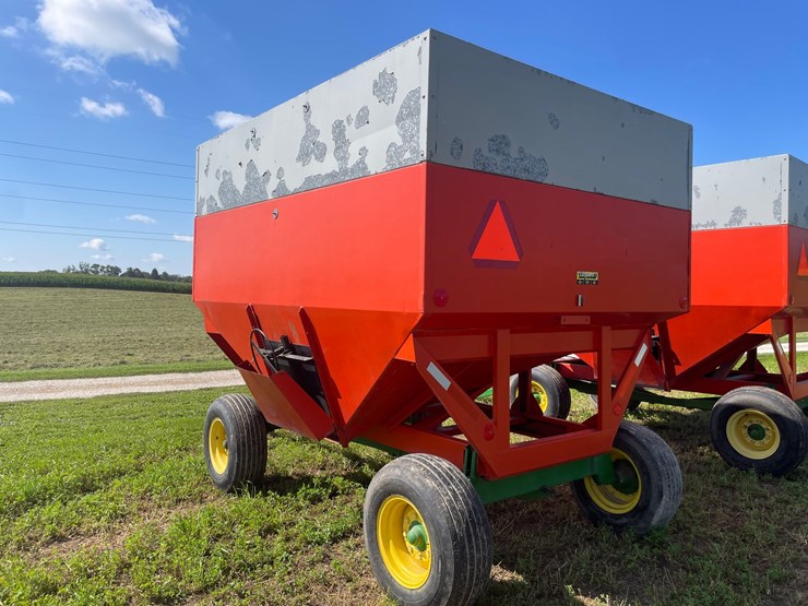 john-deere-1075-image-7