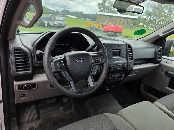2018-ford-f150-xl-image-13