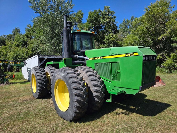 1992-john-deere-8760-image-1