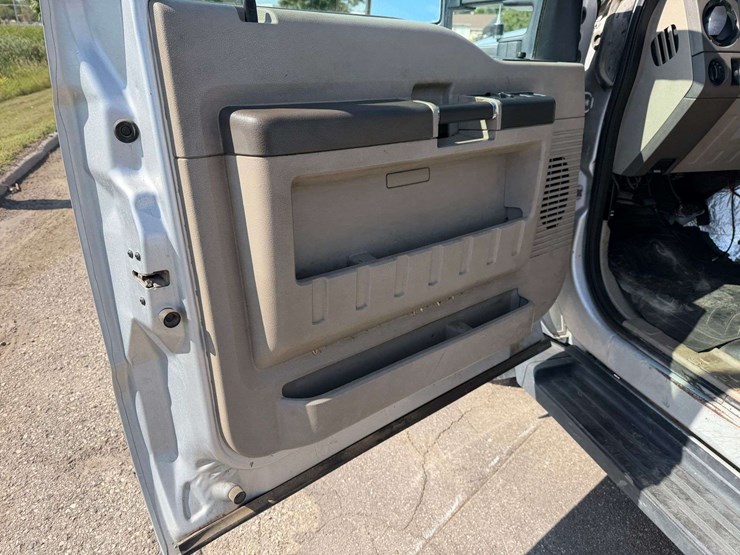 2008-ford-f350-xl-image-19