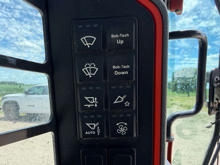 2022-bobcat-s62-image-43