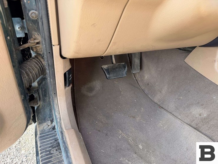 2000-jeep-cherokee-image-28
