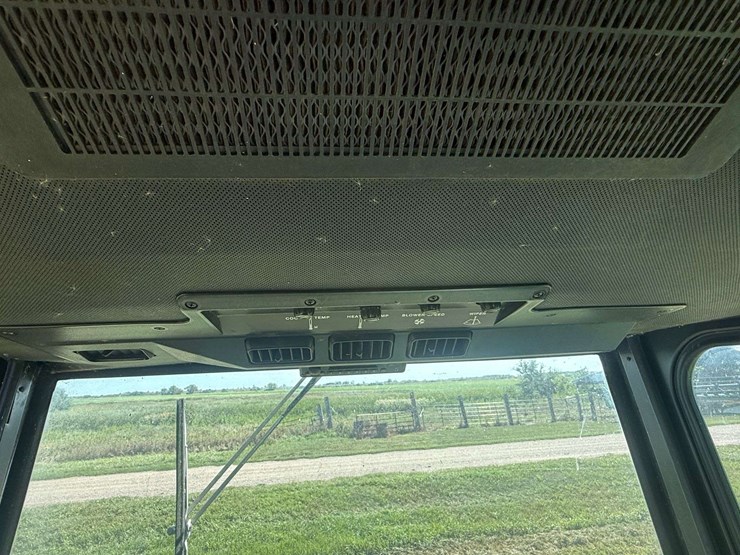 john-deere-7720-image-28