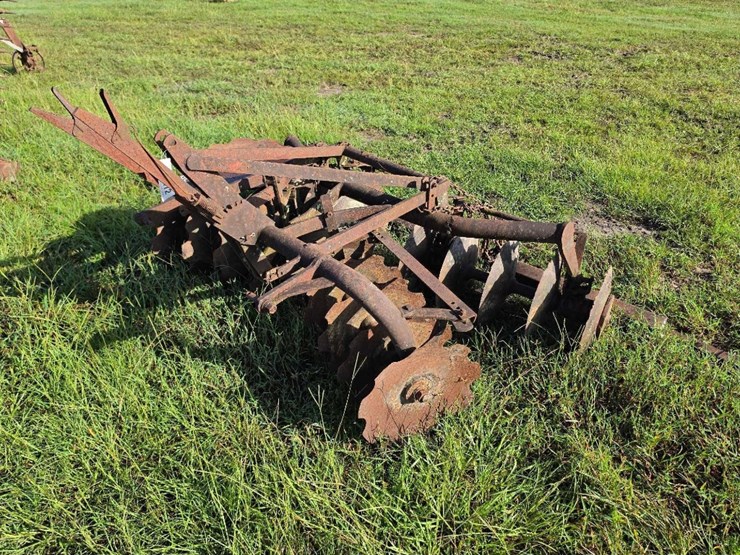 196---2-row-6.5'-disc-harrow-image-2
