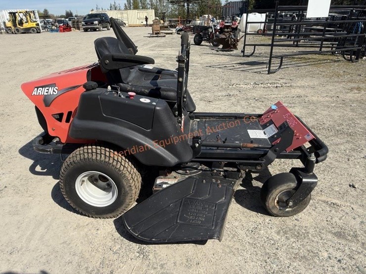 ariens-zoom-1640-zero-lawn-mower--non-operable-image-13
