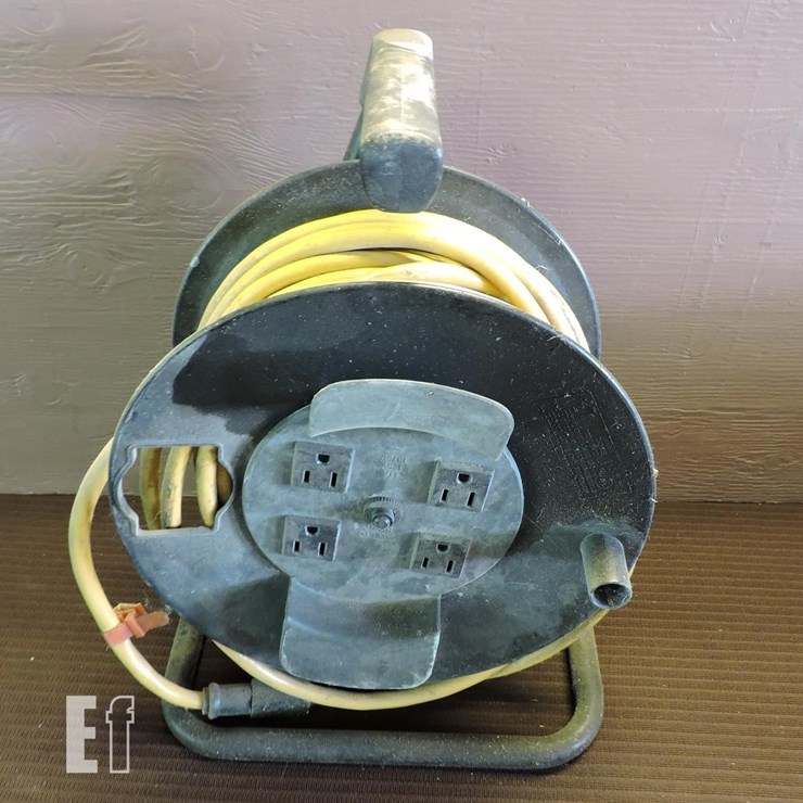 CORD REEL W/110 VOLT ELECTRIC CORD
