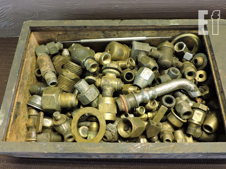 vintage-wooden-box-w/brass-fittings-image-2