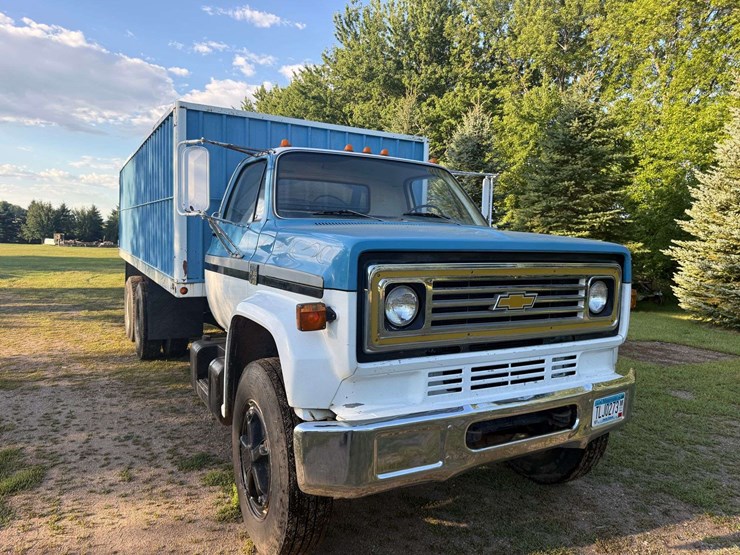 1977-chevrolet-c65-image-1