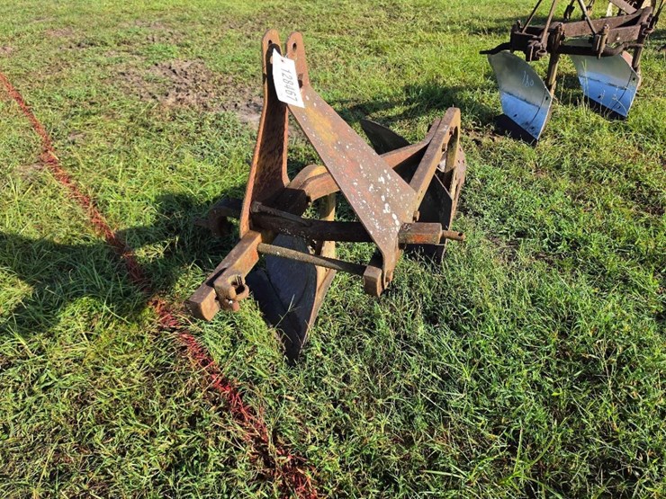 181---2-row-bottom-plow-image-2
