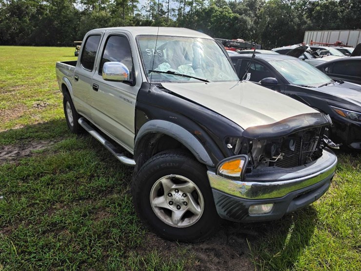 toyota-tacoma-image-1