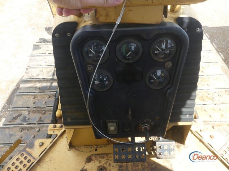 2004-caterpillar-d5g-image-13