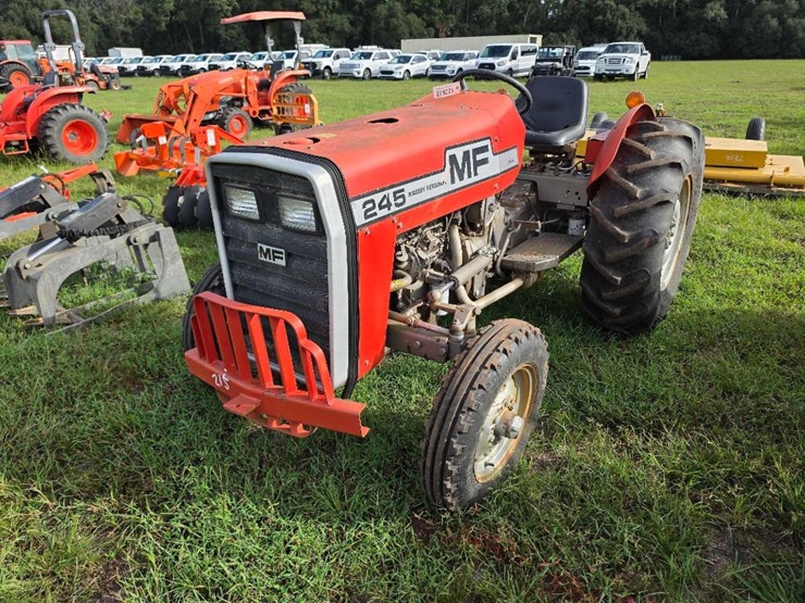massey-ferguson-245-image-2