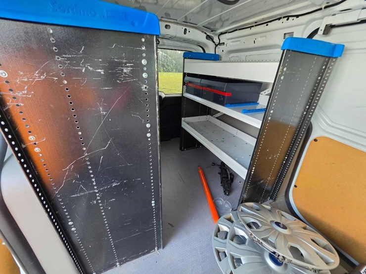 2022-ford-transit-connect-image-7