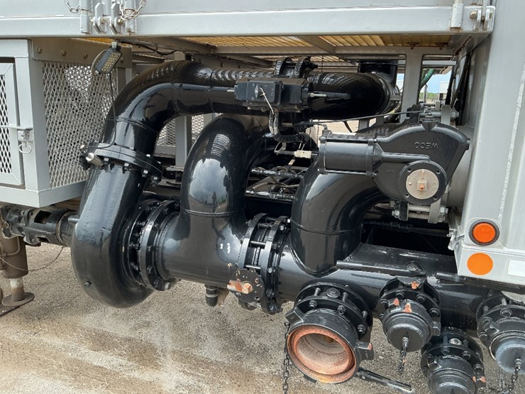 2012-cummins-qsx15-image-24