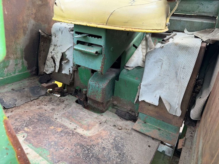 john-deere-4020-image-62