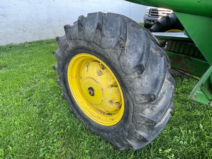 1978-john-deere-7700-image-12