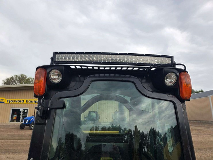 new-holland-c232-image-32