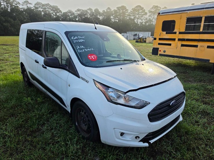 2022-ford-transit-connect-image-1