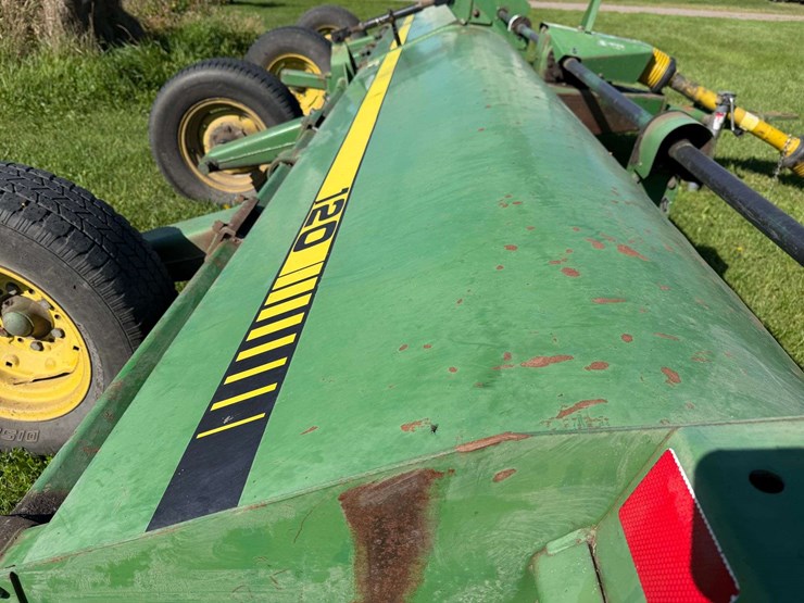 john-deere-120-image-6