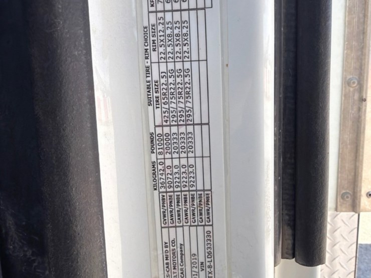 2020-peterbilt-567-image-20
